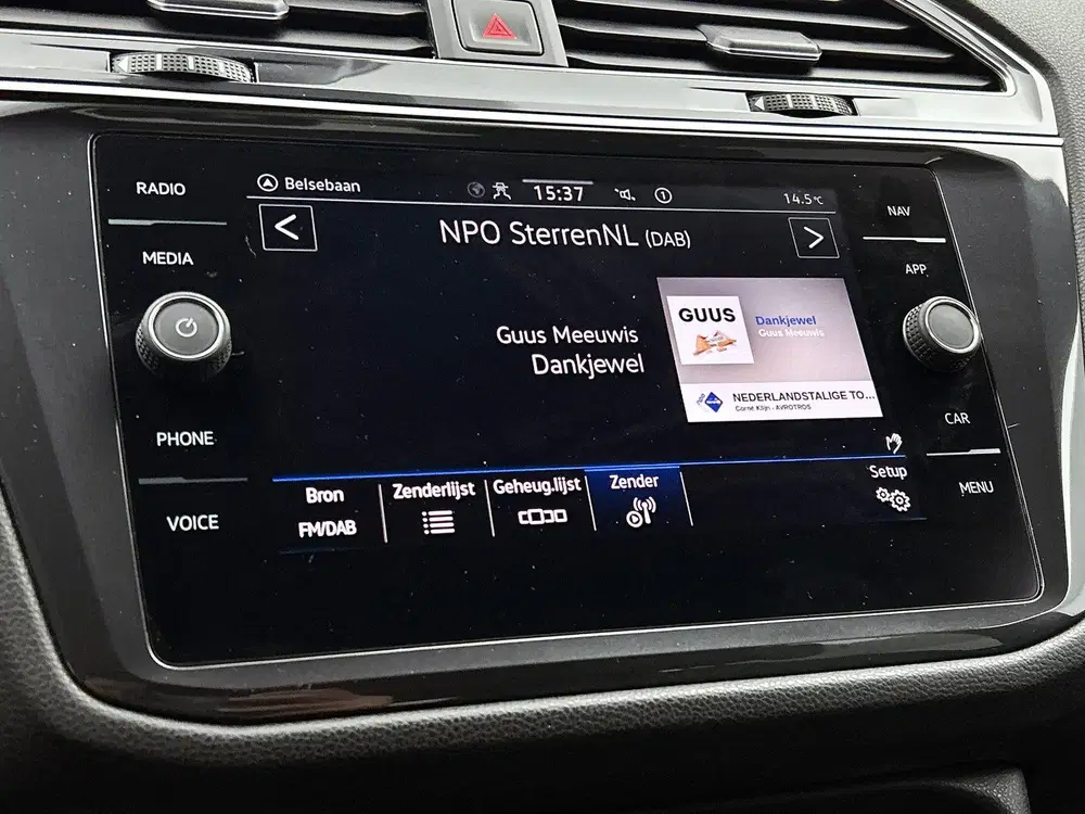 Volkswagen Tiguan Allspace 1.5 TSI R-Line Business uit 2023, foto 6