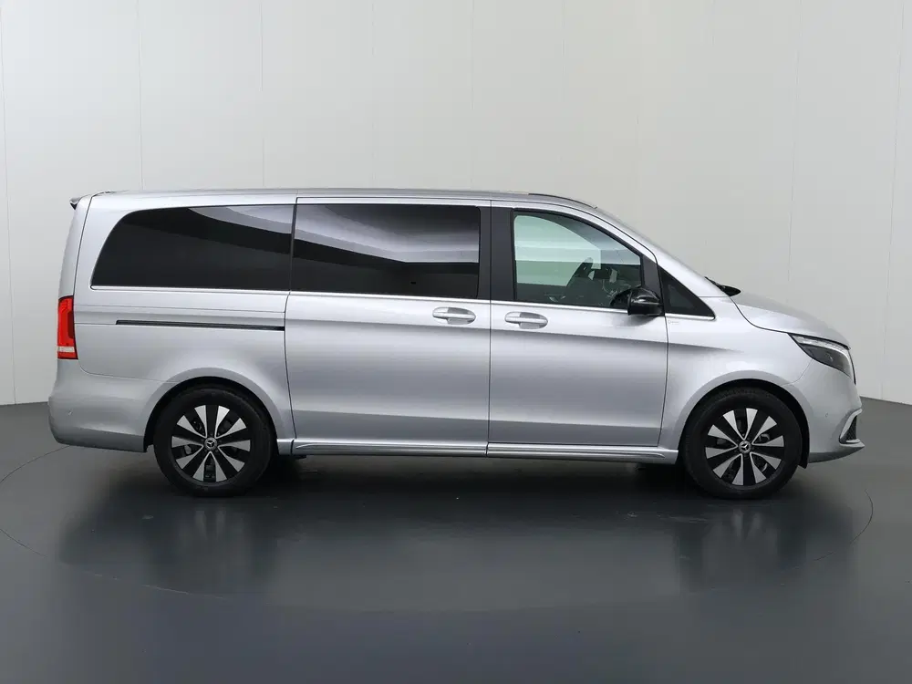Mercedes-Benz EQV 300 L2 uit 2024, foto 6