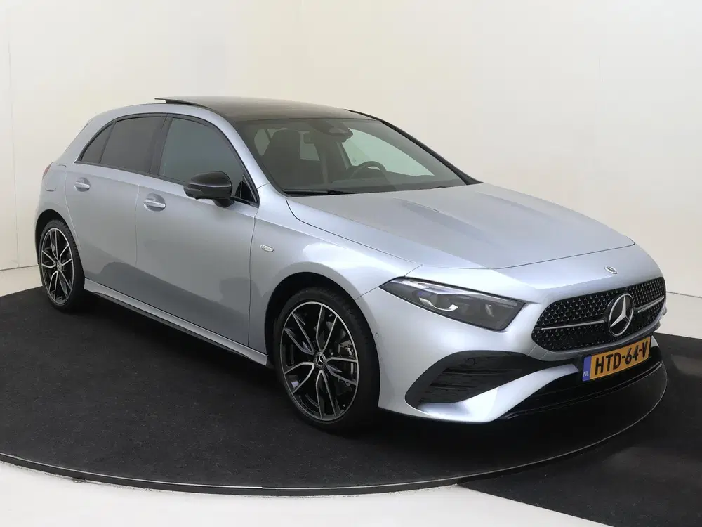 Mercedes-Benz A-Klasse 250 e Business Solution AMG Premium P uit 2025, foto 5