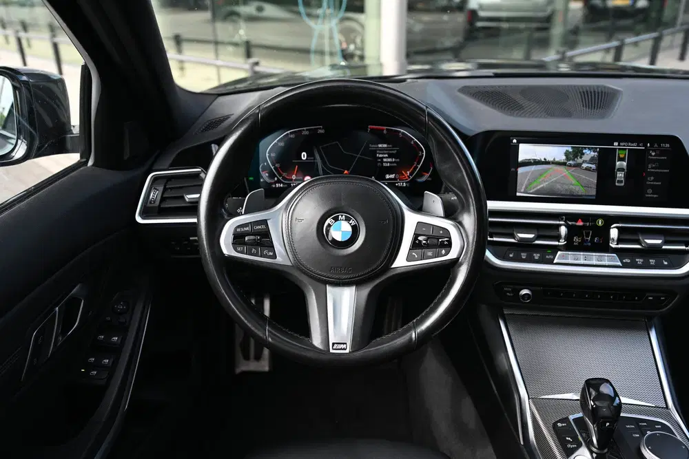 BMW 3-serie 318i High Executive M Sport Automaat uit 2021, foto 6