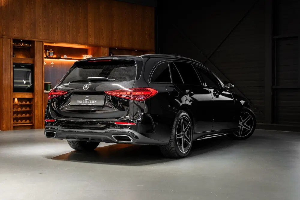 Mercedes-Benz C-Klasse 300 e Star Edition AMG Line Pl uit 2025, foto 2