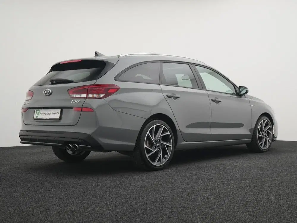 Hyundai i30 1.5 T-GDi MHEV NLine uit 2024, foto 2