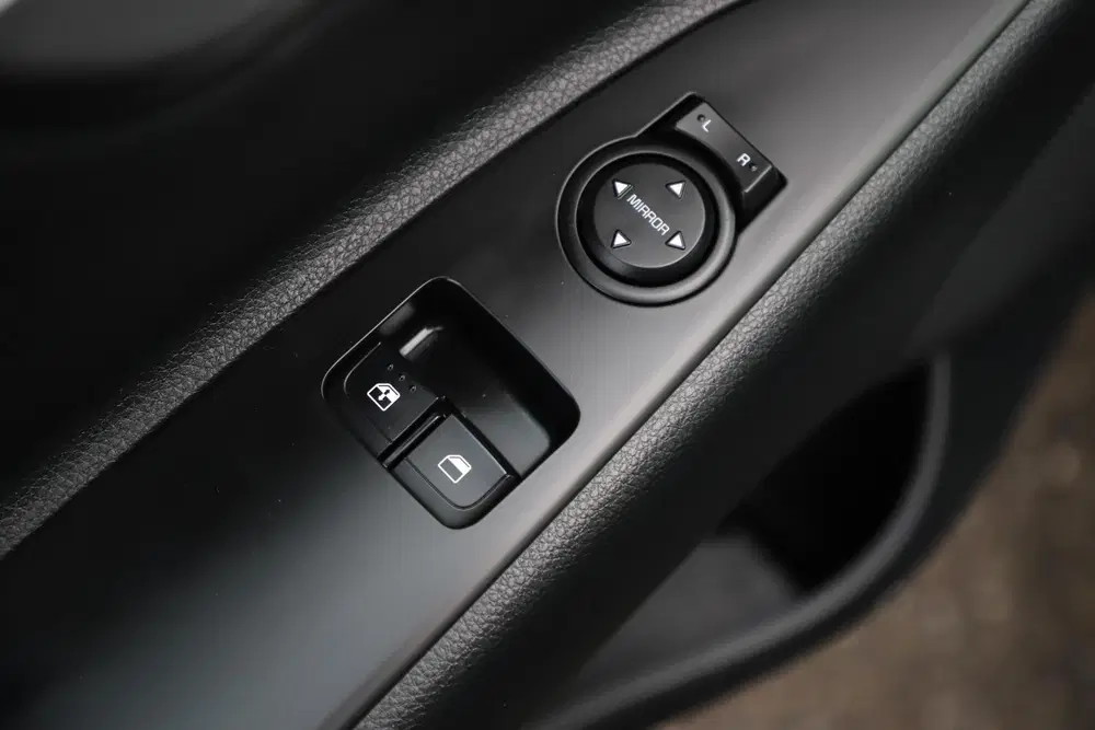 Kia Stonic 1.0 T-GDi MHEV DynamicLine 101PK Navigatie uit 2021, foto 12