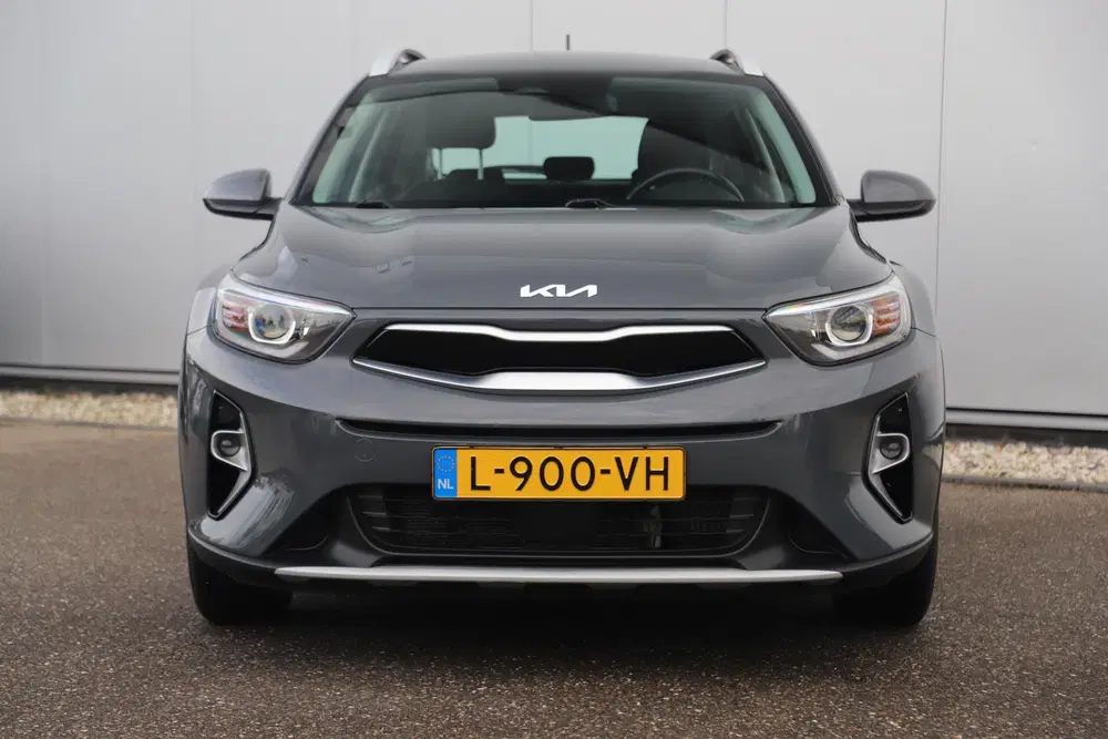 Kia Stonic 1.0 T-GDi MHEV DynamicLine 101PK Navigatie uit 2021, foto 2