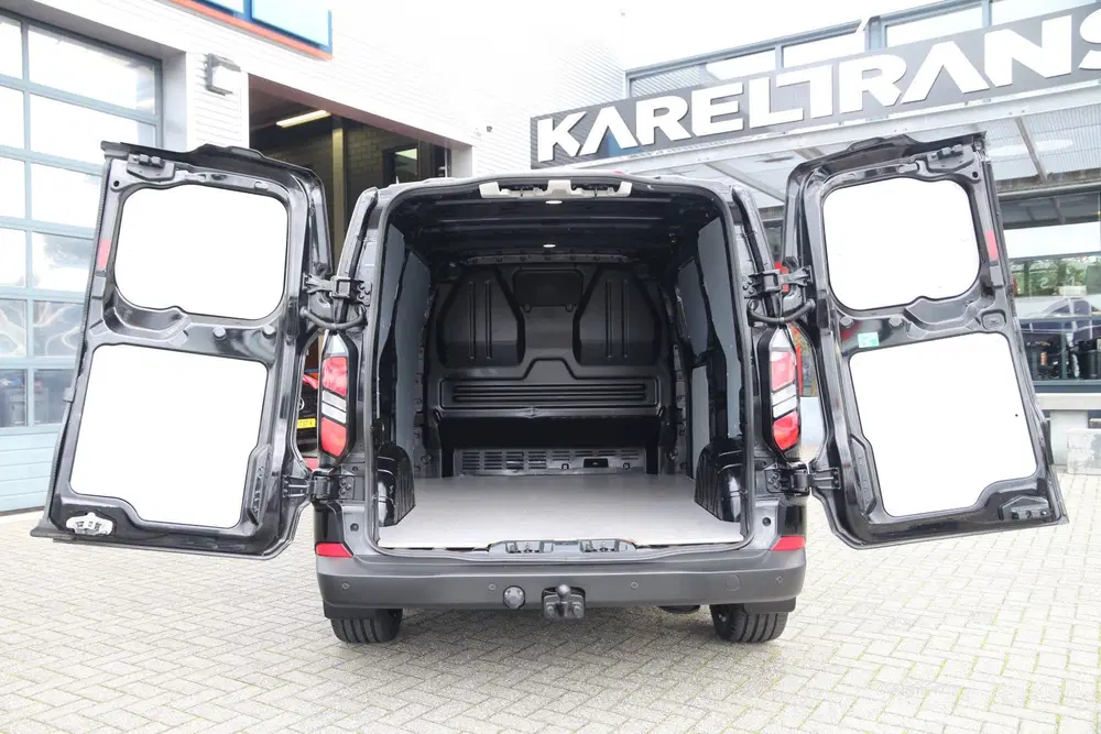 Ford Transit Custom 2.0 TDCI 110 uit 2024, foto 3