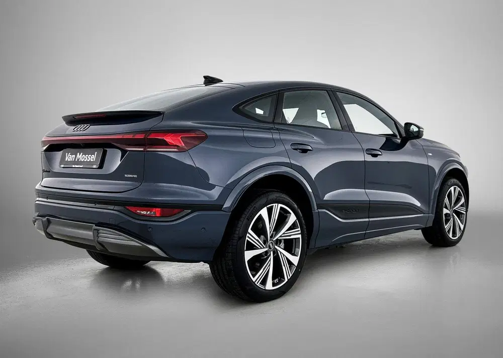 Audi Q6 e-tron S edition quattro 100 kWh uit 2026, foto 4