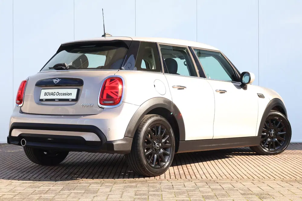 Mini Cooper 1.5 Cooper Business Edition uit 2022, foto 7