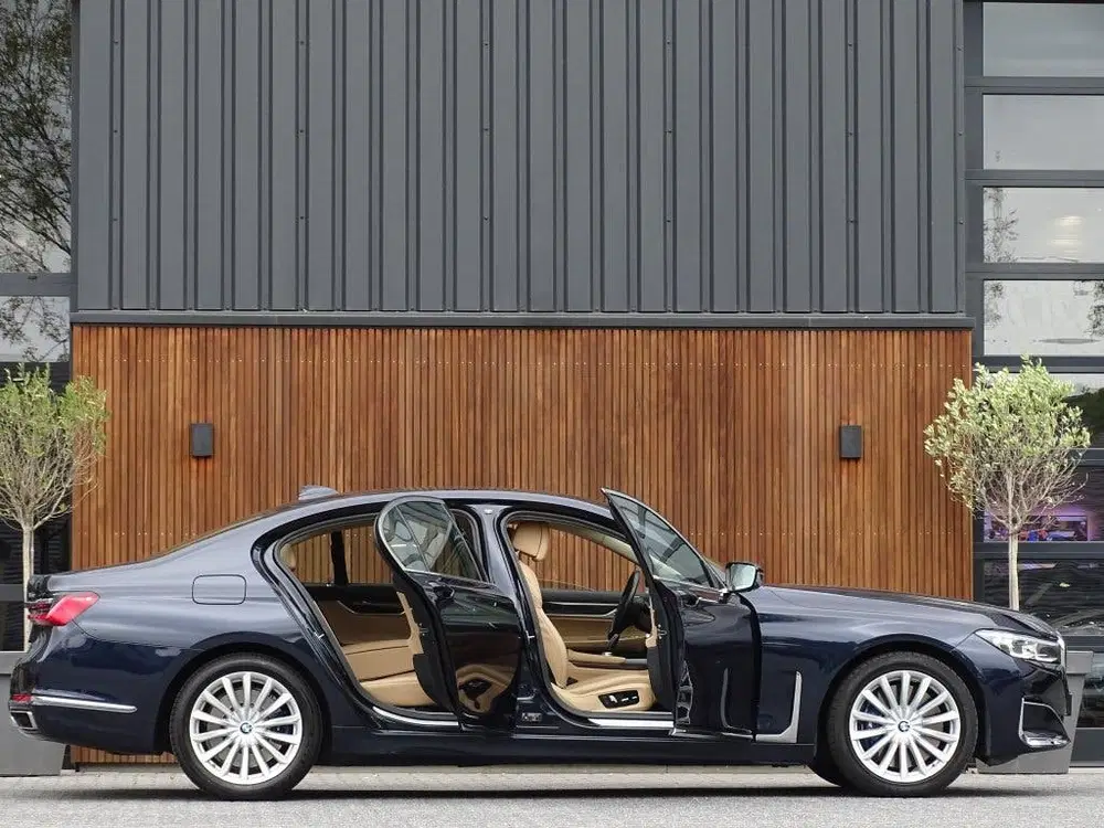 BMW 7-serie 7 Serie 745e 394PK uit 2019, foto 4
