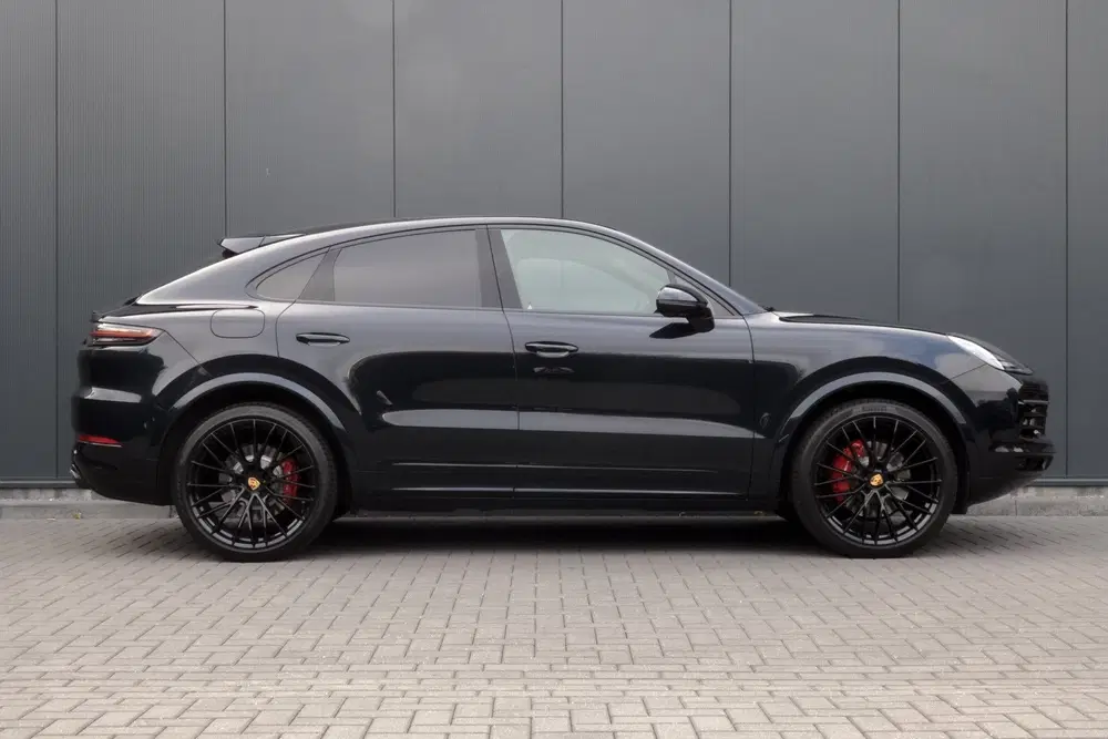 Porsche Cayenne Cayenne Coupé 3.0 E-Hybrid Platinum Editio uit 2022, foto 10