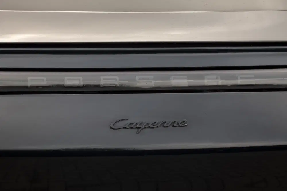 Porsche Cayenne Cayenne Coupé 3.0 E-Hybrid Platinum Editio uit 2022, foto 15