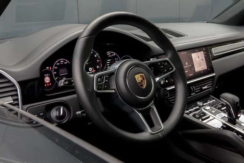 Porsche Cayenne Cayenne Coupé 3.0 E-Hybrid Platinum Editio uit 2022, foto 5