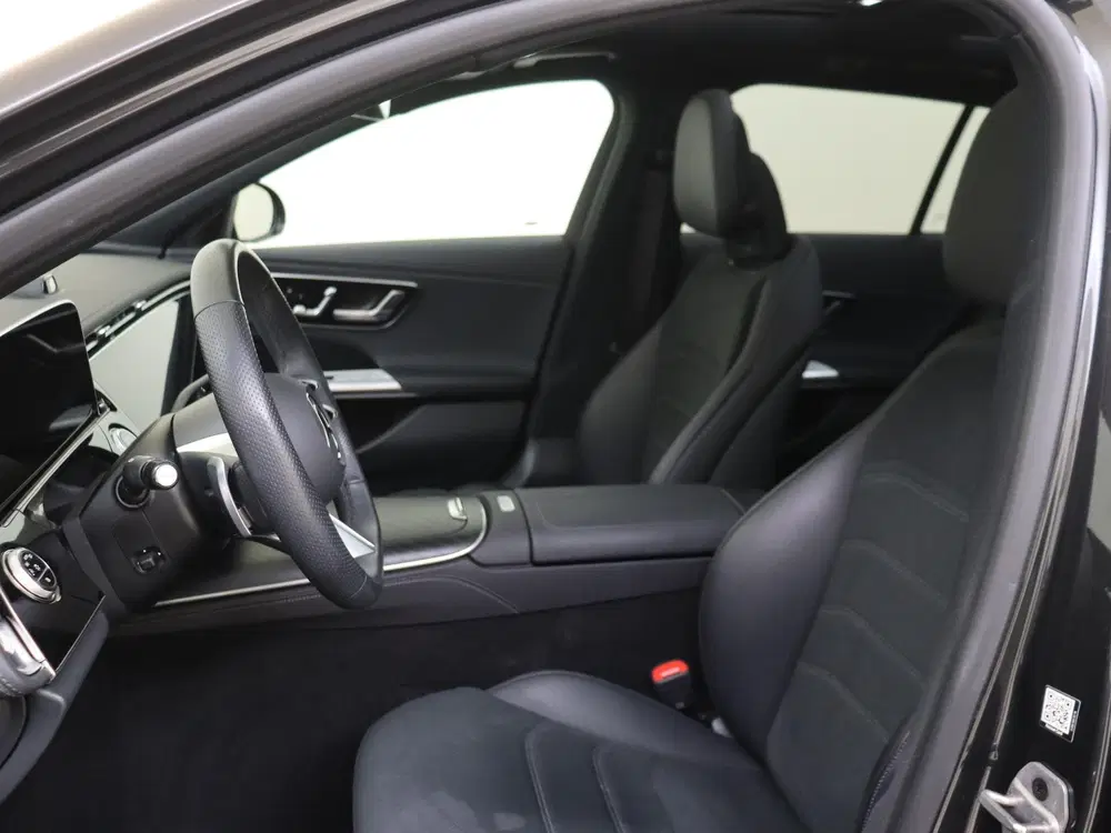 Mercedes-Benz E-Klasse 300 e Sport Edition uit 2025, foto 14