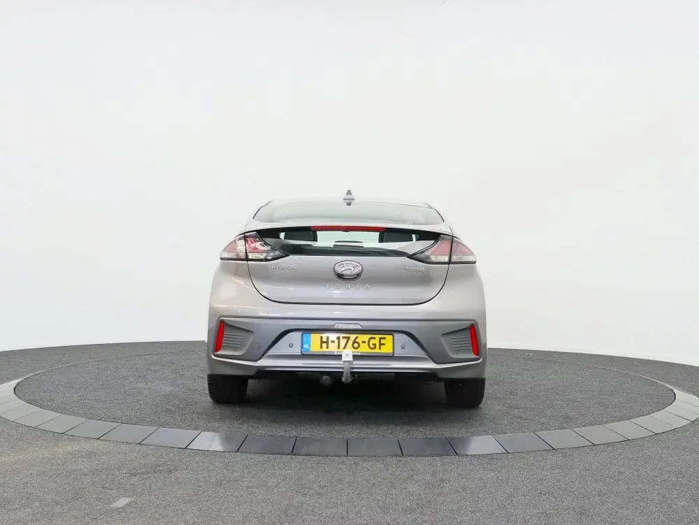 Hyundai IONIQ 1.6 GDi Comfort Plus uit 2020, foto 11