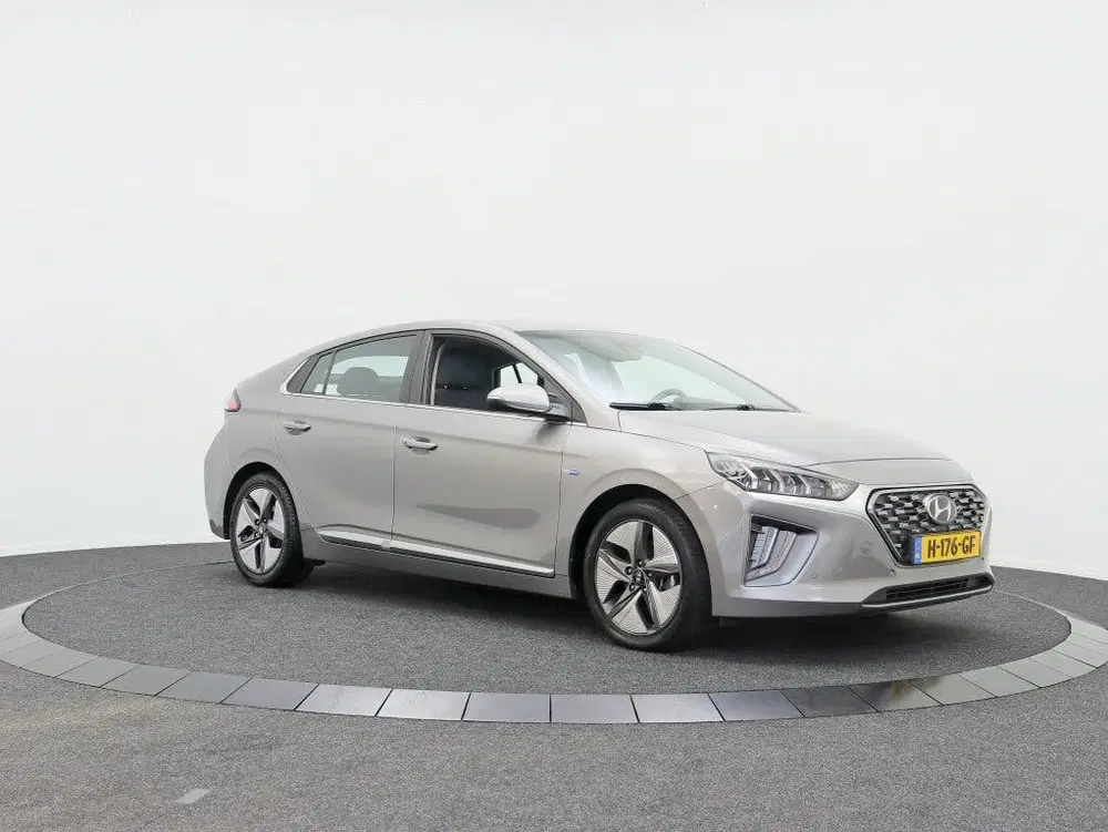 Hyundai IONIQ 1.6 GDi Comfort Plus uit 2020, foto 14