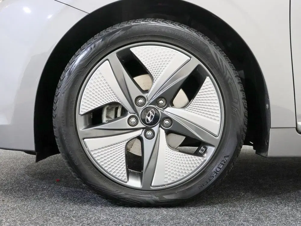 Hyundai IONIQ 1.6 GDi Comfort Plus uit 2020, foto 7