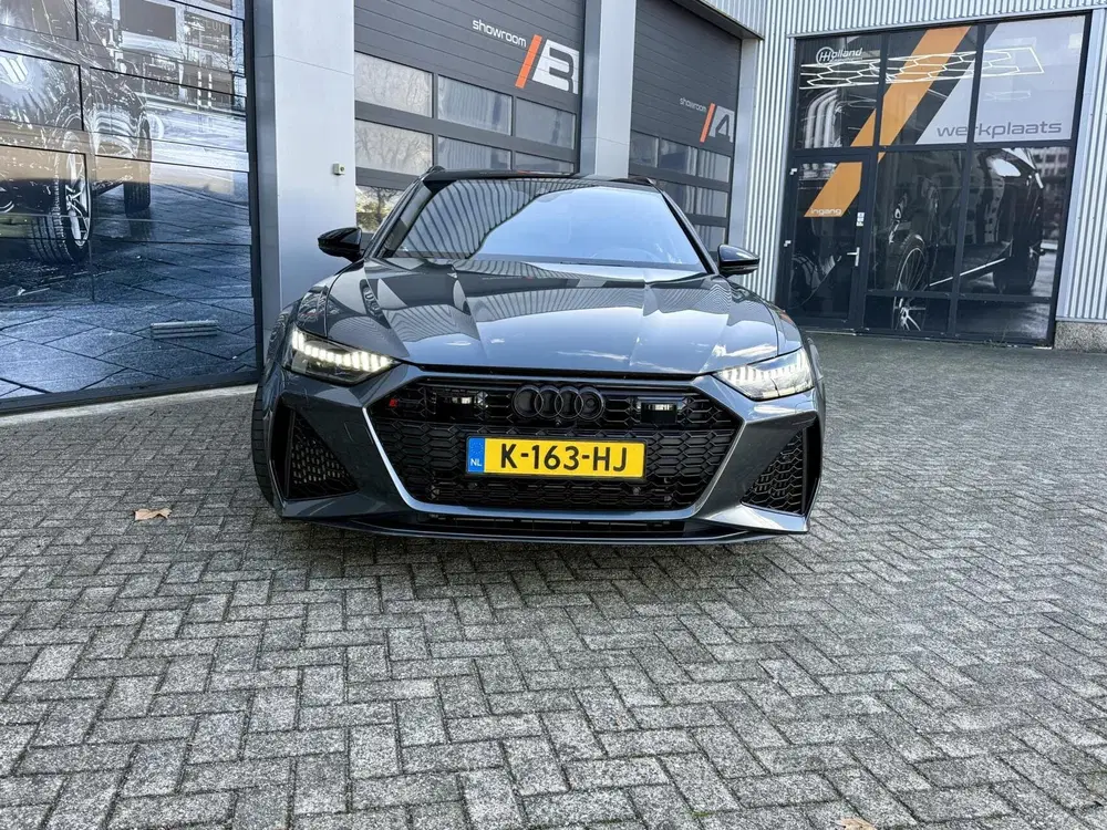 Audi A6 RS 6 TFSI quattro uit 2020, foto 7
