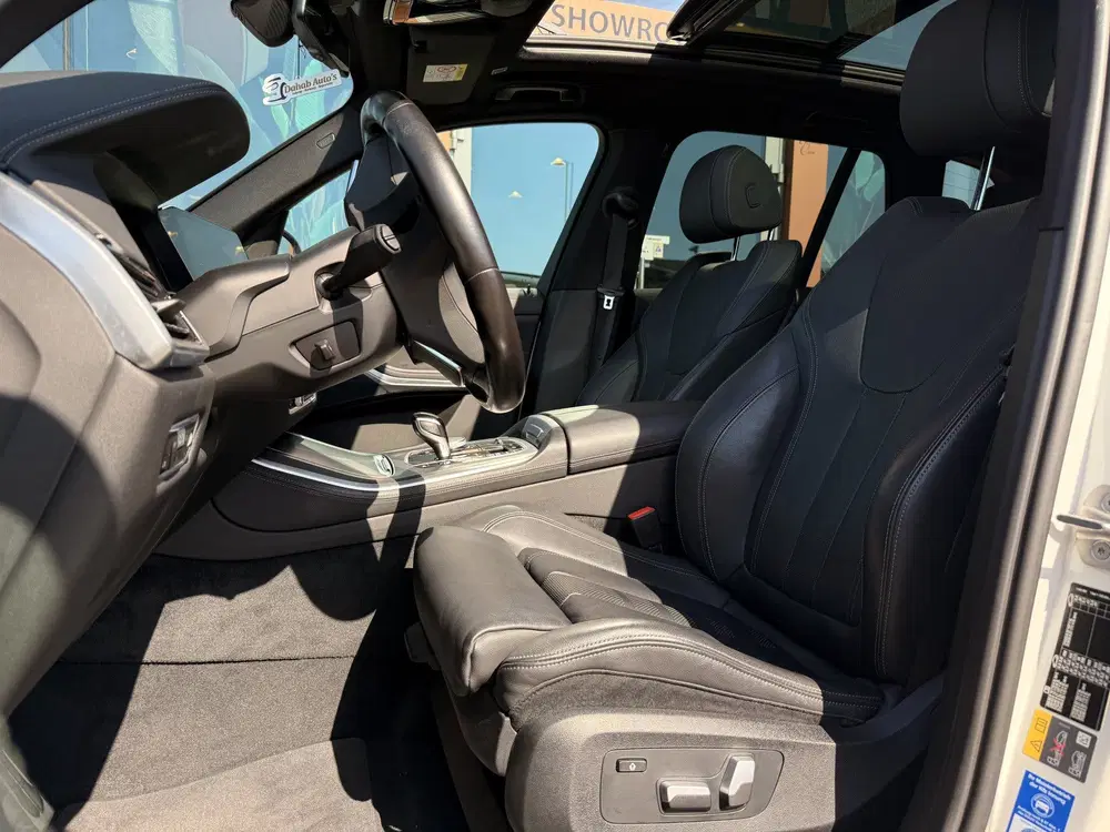BMW X5 xDrive45e High Executive uit 2022, foto 2