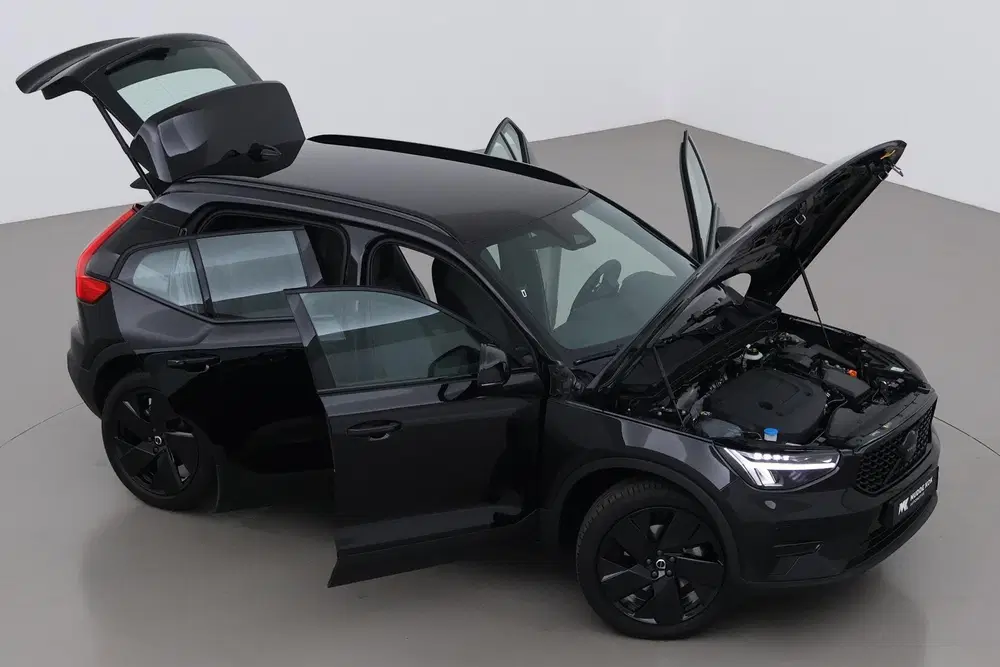 Volvo XC40 2.0 B3 Plus Black Edition uit 2025, foto 6
