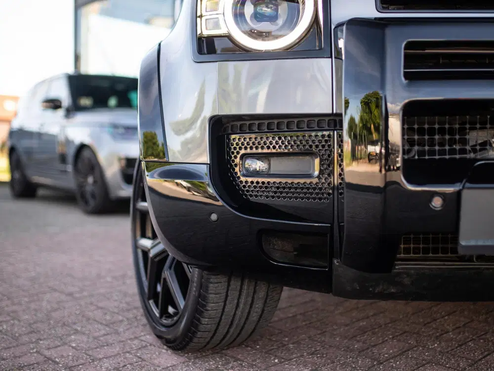 Land Rover Defender 2.0 D200 110 HSE X-Dynamic uit 2020, foto 13