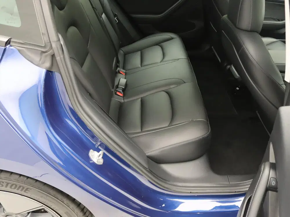 Tesla Model 3 Standard RWD Plus FACELIFT 90 uit 2021, foto 14