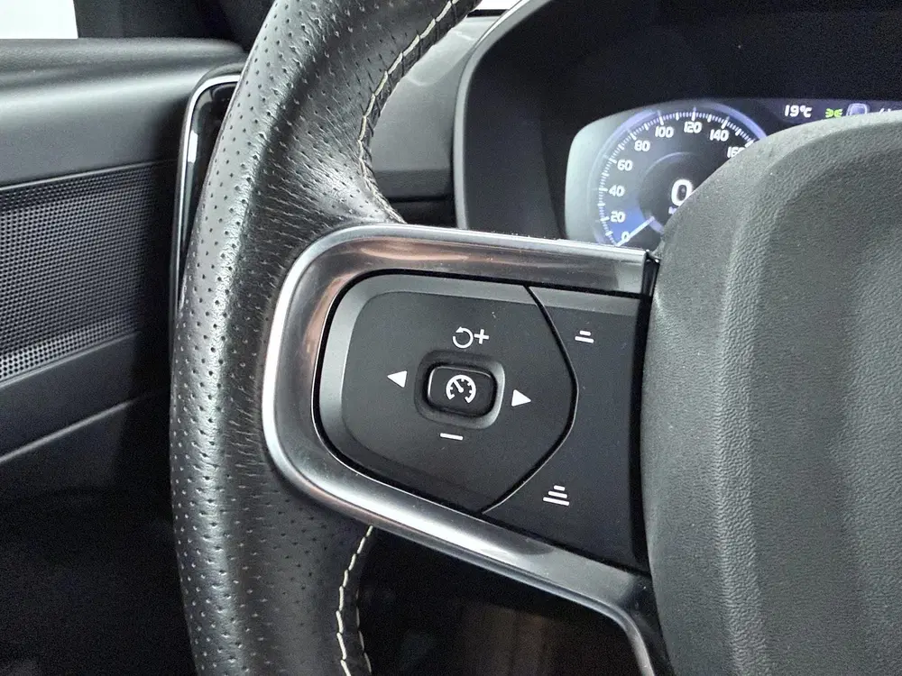 Volvo XC40 1.5 T5 Recharge R-Design uit 2021, foto 14
