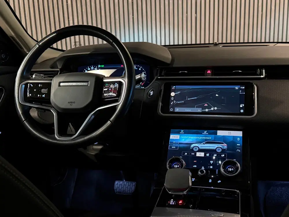 Land Rover Range Rover Velar 2.0 P400e S uit 2022, foto 2