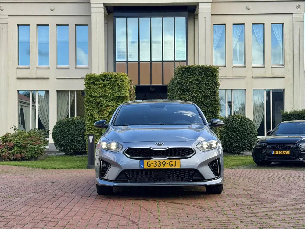 Kia ProCeed 1.4 T-GDI GT-PlusLine uit 2019, foto 2
