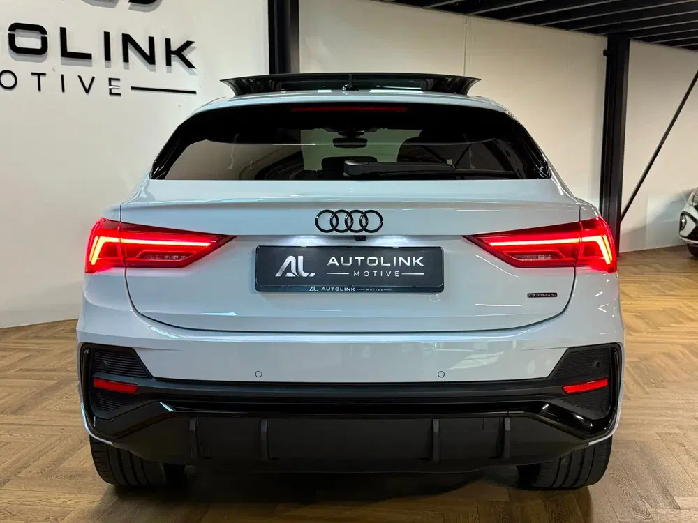 Audi Q3 Audi Q3 Sportback 40 TFSI quattro 3xS-Line uit 2022, foto 11