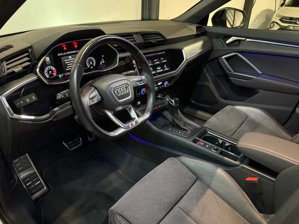 Audi Q3 Audi Q3 Sportback 40 TFSI quattro 3xS-Line uit 2022, foto 3
