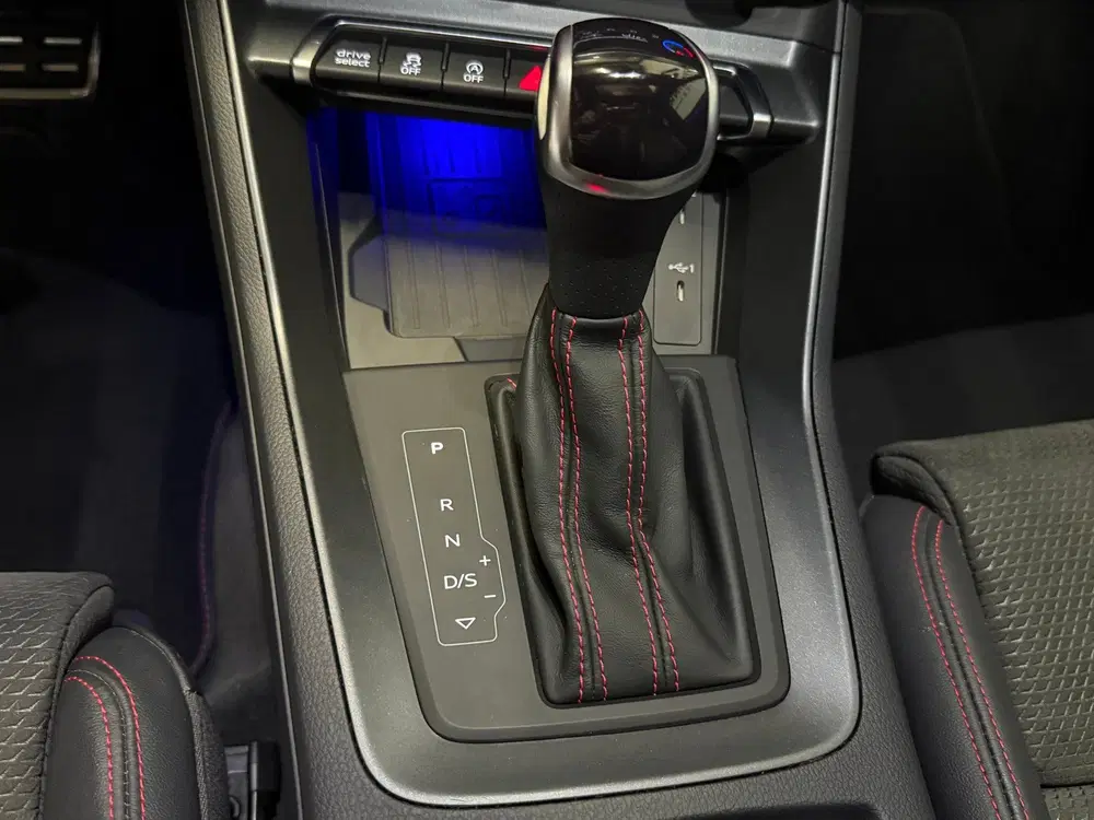 Audi Q3 Audi Q3 Sportback 40 TFSI quattro 3xS-Line uit 2022, foto 8