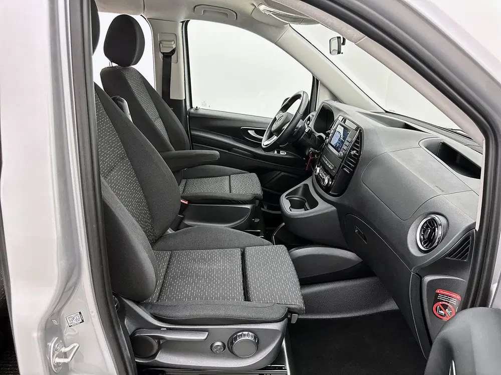 Mercedes-Benz Vito Extra Lang 66 kWh DC 5 persoons 266km WL uit 2024, foto 14