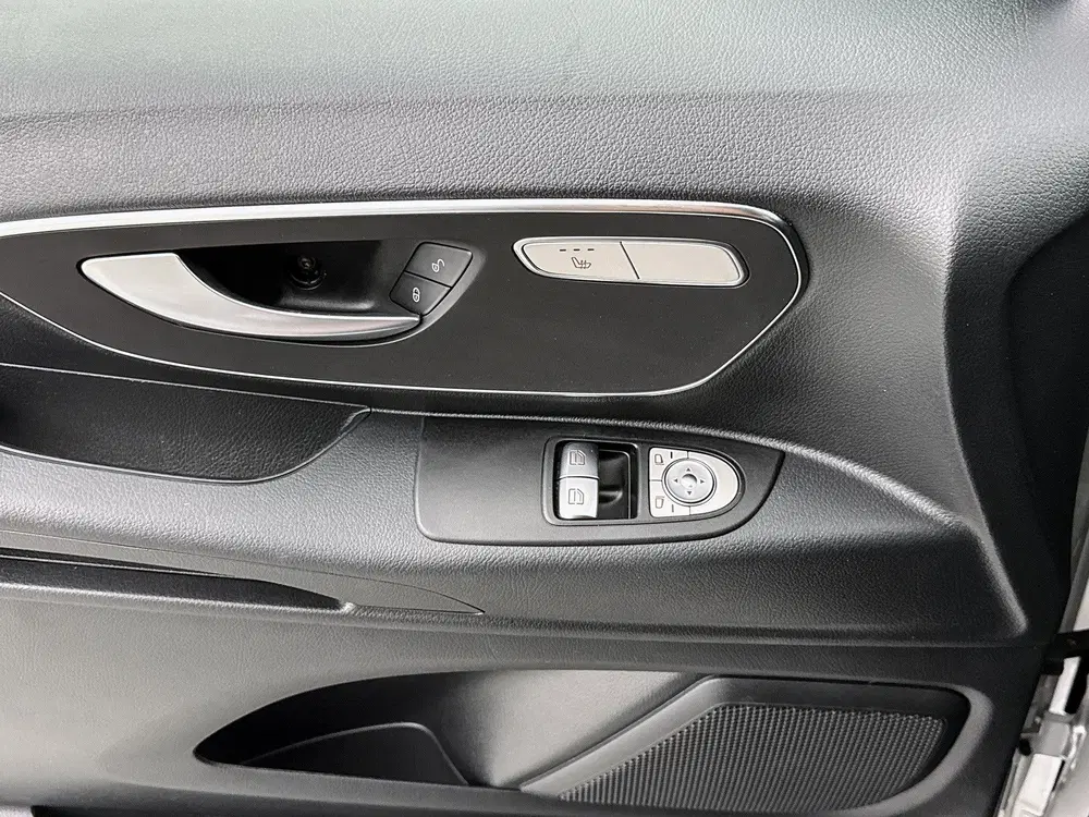 Mercedes-Benz Vito Extra Lang 66 kWh DC 5 persoons 266km WL uit 2024, foto 15