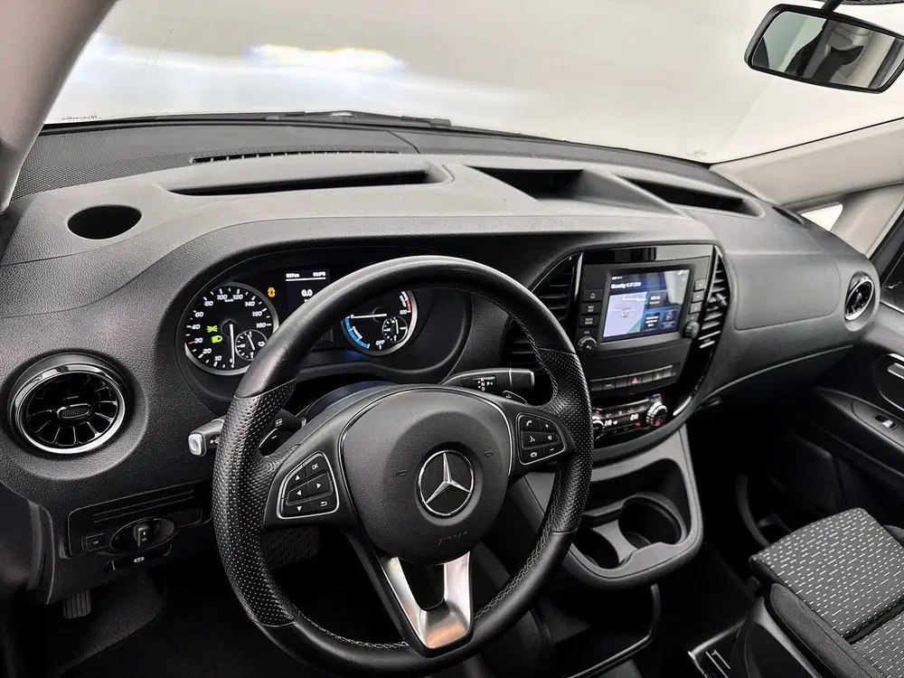 Mercedes-Benz Vito Extra Lang 66 kWh DC 5 persoons 266km WL uit 2024, foto 4
