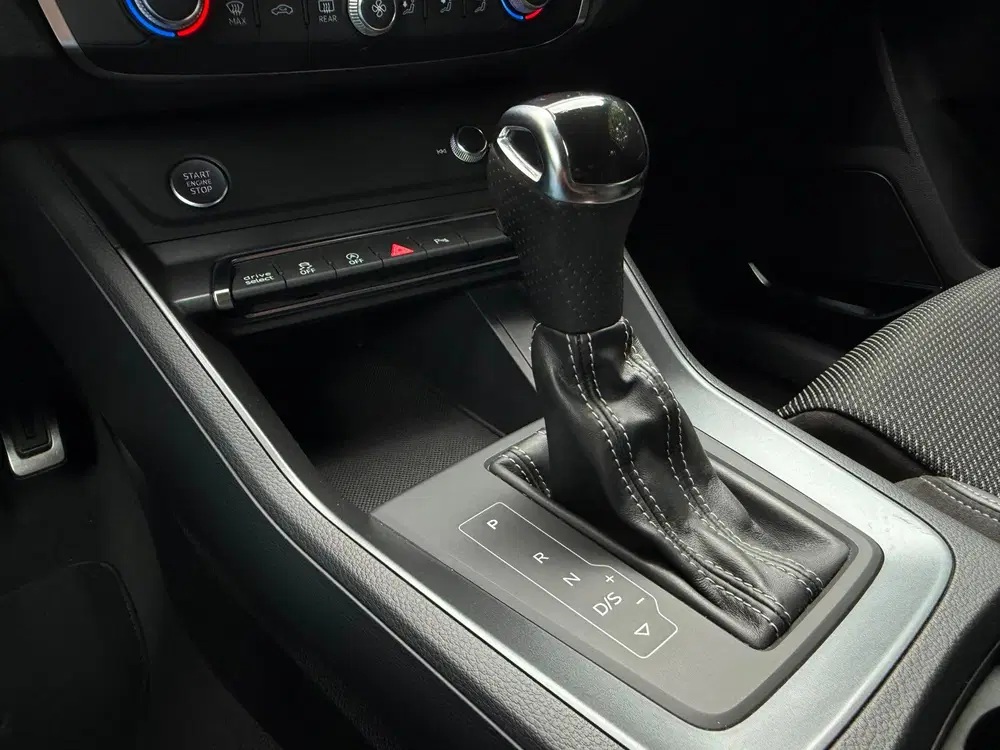 Audi Q3 40 TFSI Quattro Pro Line 3x S-Line 190 Pk uit 2019, foto 13