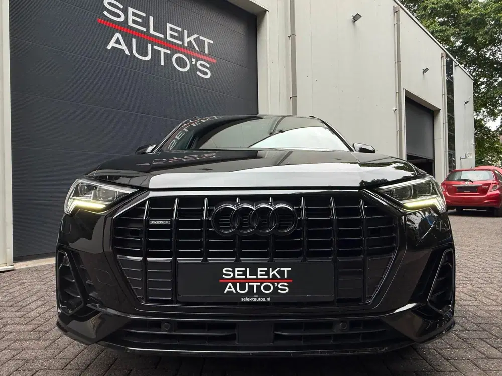 Audi Q3 40 TFSI Quattro Pro Line 3x S-Line 190 Pk uit 2019, foto 2