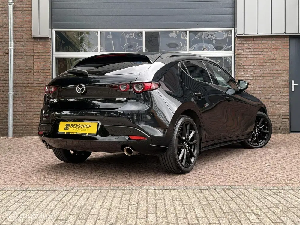 Mazda 3 2.0 e-SkyActiv-X M Hybrid 180 Luxury AWD L uit 2020, foto 2