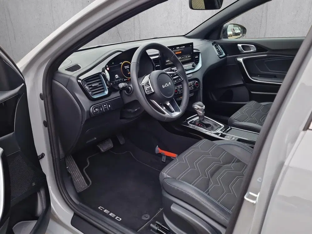 Kia Ceed 1.0 T-GDi MHEV Design Edition uit 2025, foto 11
