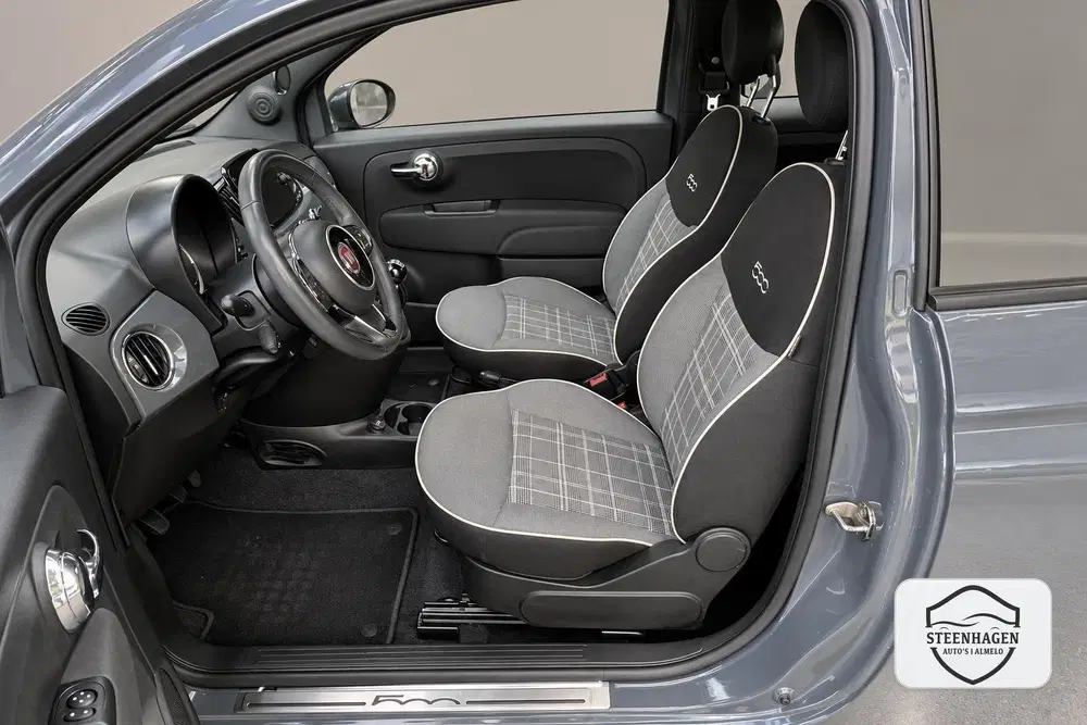 Fiat 500C 1.0 Hybrid Lounge uit 2020, foto 11