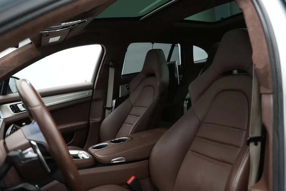 Porsche Panamera Sport Turismo 4.0 Turbo S E-Hybrid uit 2019, foto 10