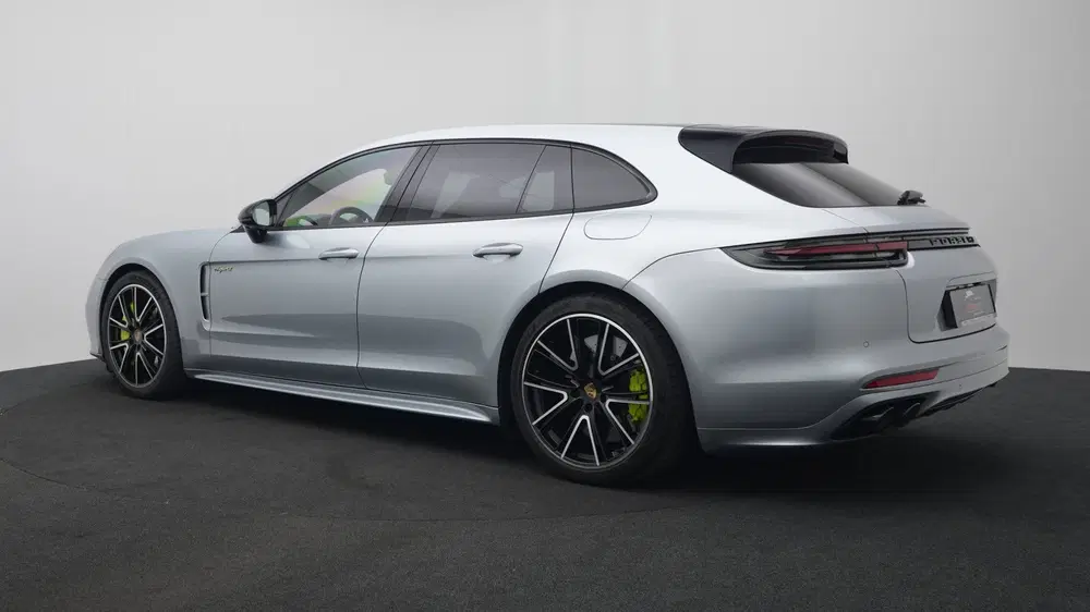 Porsche Panamera Sport Turismo 4.0 Turbo S E-Hybrid uit 2019, foto 3