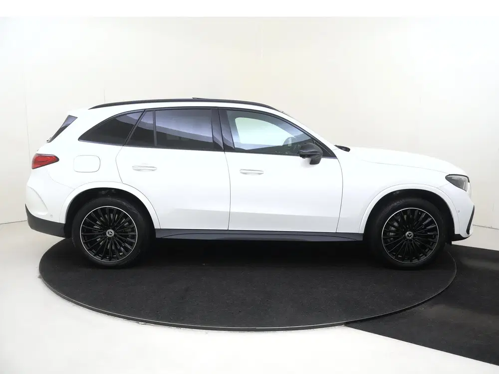 Mercedes-Benz GLC 400e 4MATIC AMG Line Premium Plus uit 2025, foto 10