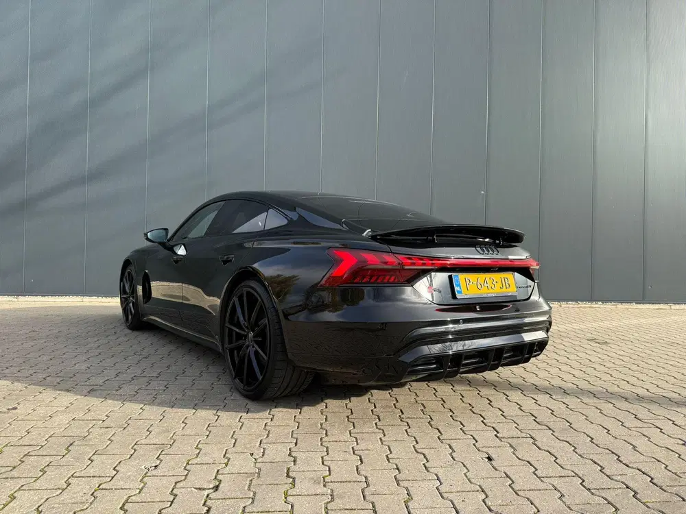 Audi e-tron GT RS 93 kWh pano uit 2022, foto 5