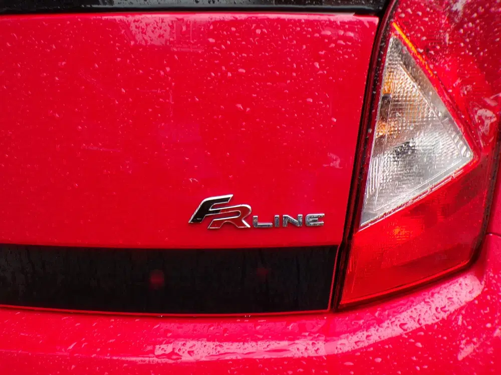 SEAT Mii 1.0 5-Drs Red FR Edition PANO DAK uit 2019, foto 15