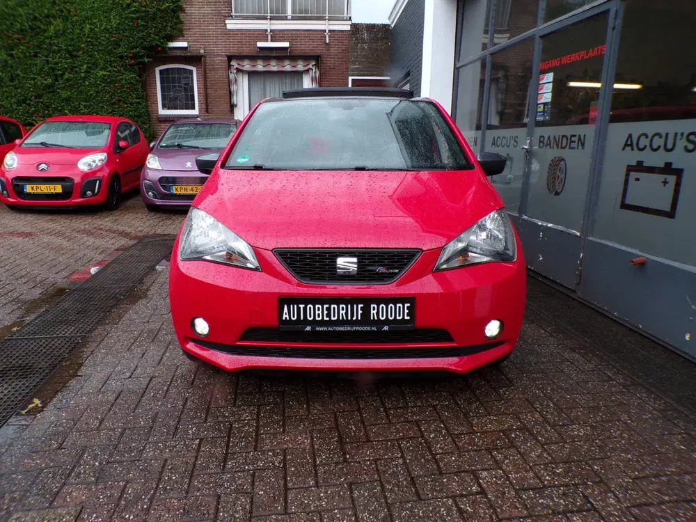 SEAT Mii 1.0 5-Drs Red FR Edition PANO DAK uit 2019, foto 3