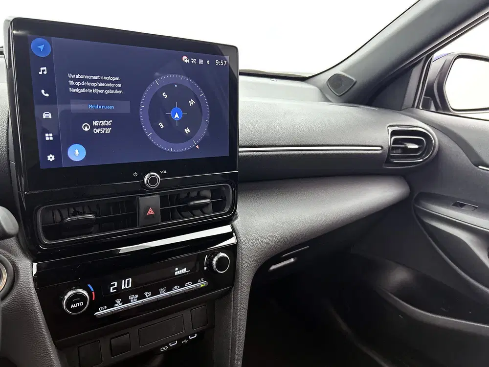 Toyota Yaris Cross 1.5 Hybrid 115 First Edition uit 2025, foto 7