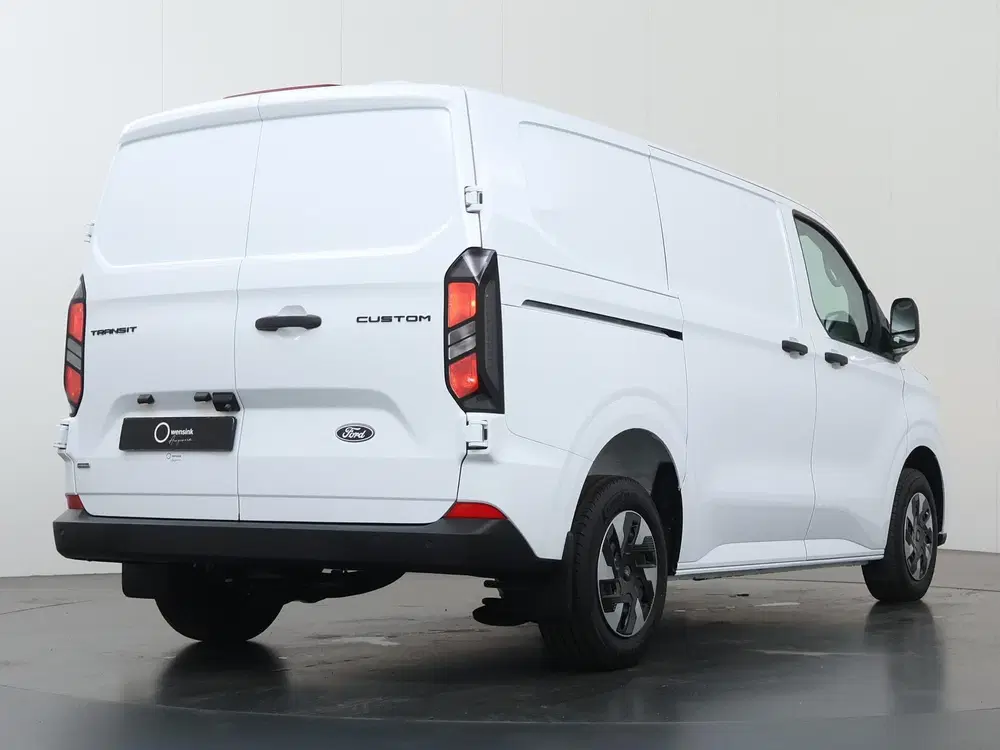 Ford Transit Custom 320 uit 2025, foto 2