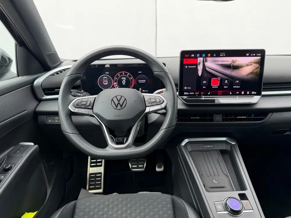 Volkswagen T-Roc 1.5 eTsi R-Line First Edition uit 2026, foto 5