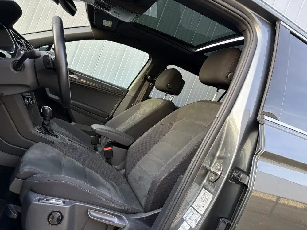 Volkswagen Tiguan Allspace 1.5 TSI AUT R-LINE 7PERS. PANODAK uit 2020, foto 12