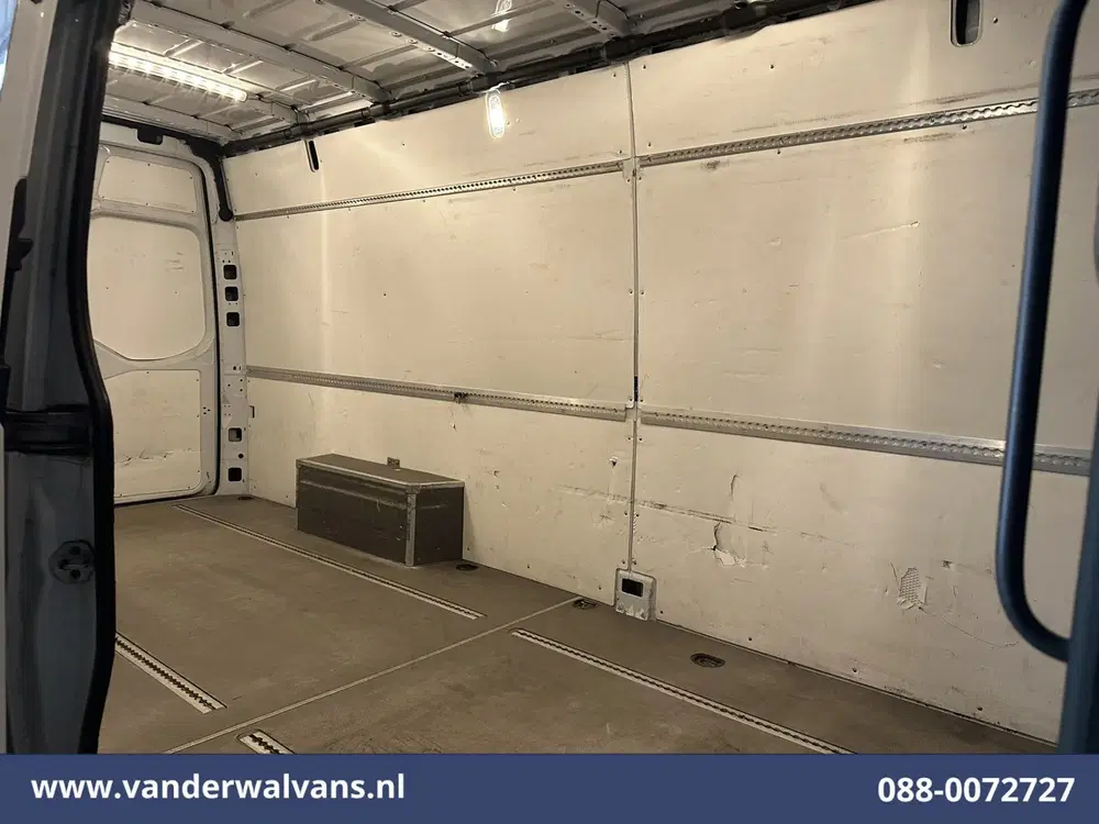 Mercedes-Benz Sprinter 317 CDI 170pk L3H2 Euro6 Airco uit 2023, foto 10