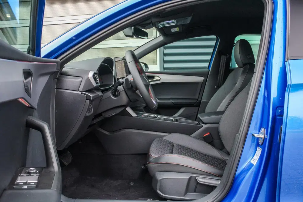 SEAT Leon 1.5 TSI 204pk e-Hybrid FR Business uit 2026, foto 14